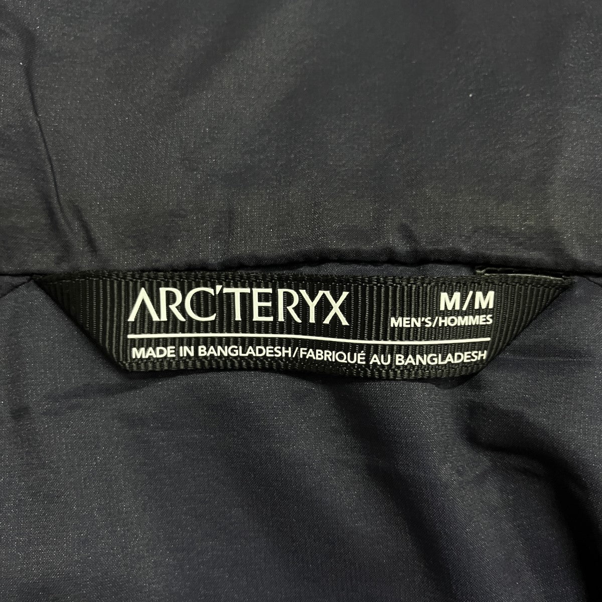 ARC’TERYX 中綿ジャケット 古着・中古-5枚目のアイテム画像