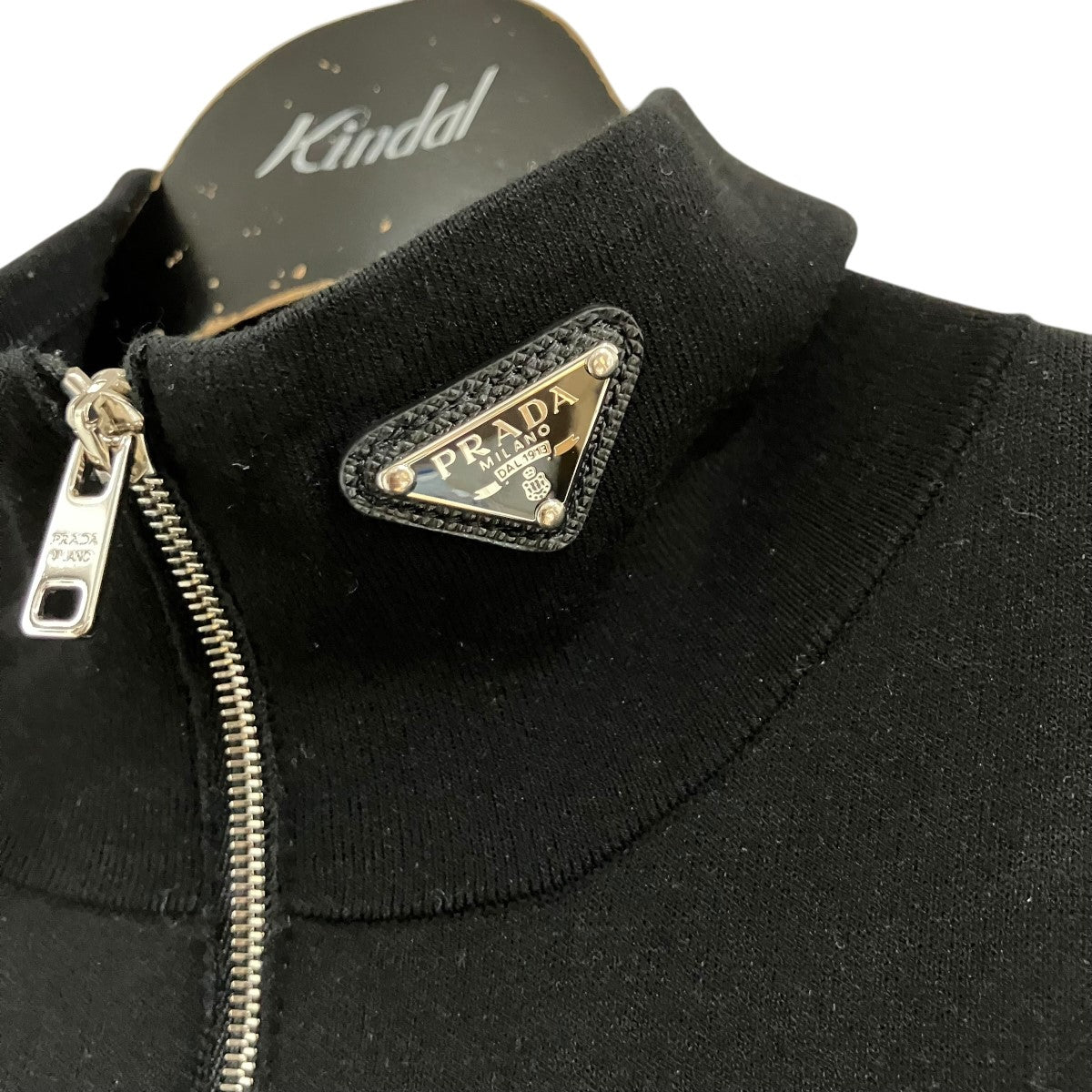PRADA 三角プレート付きナイロン切替ニットワンピース 古着・中古-3枚目のアイテム画像
