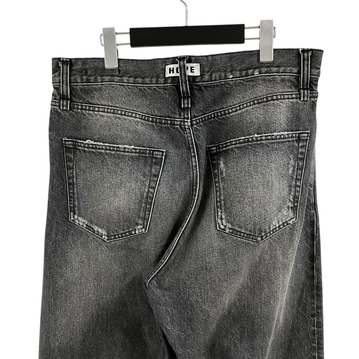 ウォッシュド加工デニムパンツ