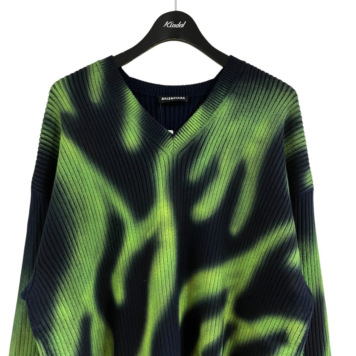 BALENCIAGA Vネックニットセーター 古着・中古-2枚目のアイテム画像