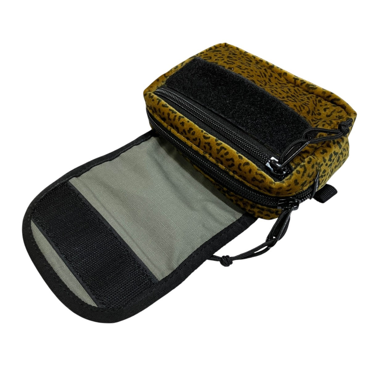 Supreme ｢velvet mini pouch tan leopard｣ ベロアレオパードミニポーチ 古着・中古-6枚目のアイテム画像