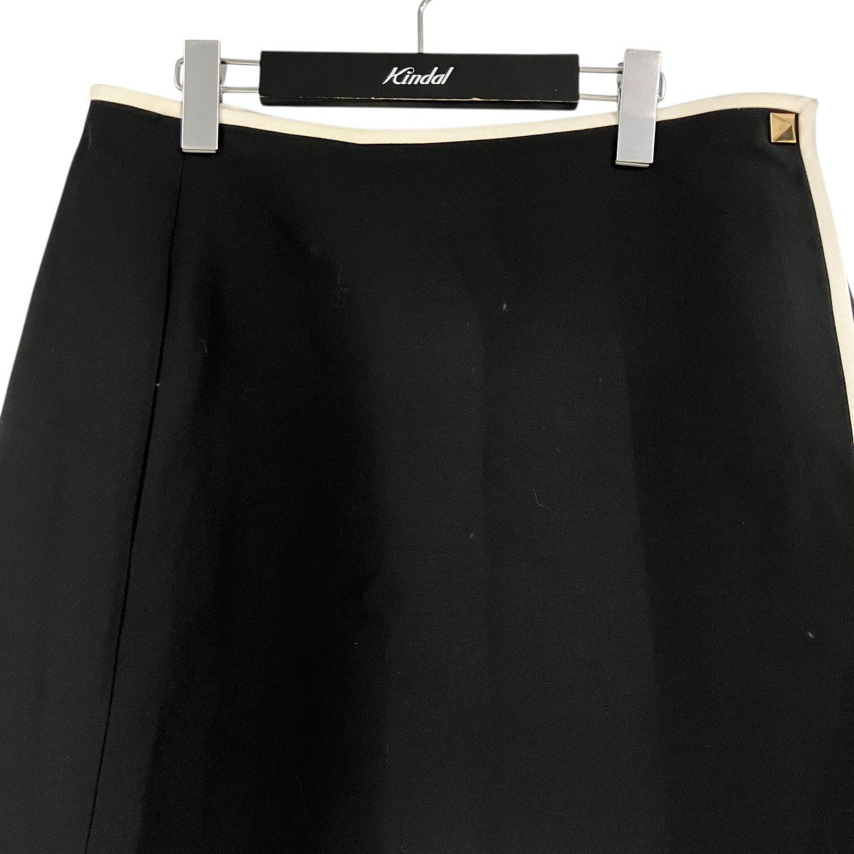 VALENTINO スタッズボタンパイピングスカート 古着・中古-2枚目のアイテム画像
