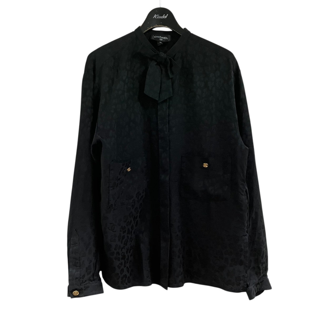 CHANEL ココボタンシルクシャツブラウス 古着・中古-1枚目のアイテム画像