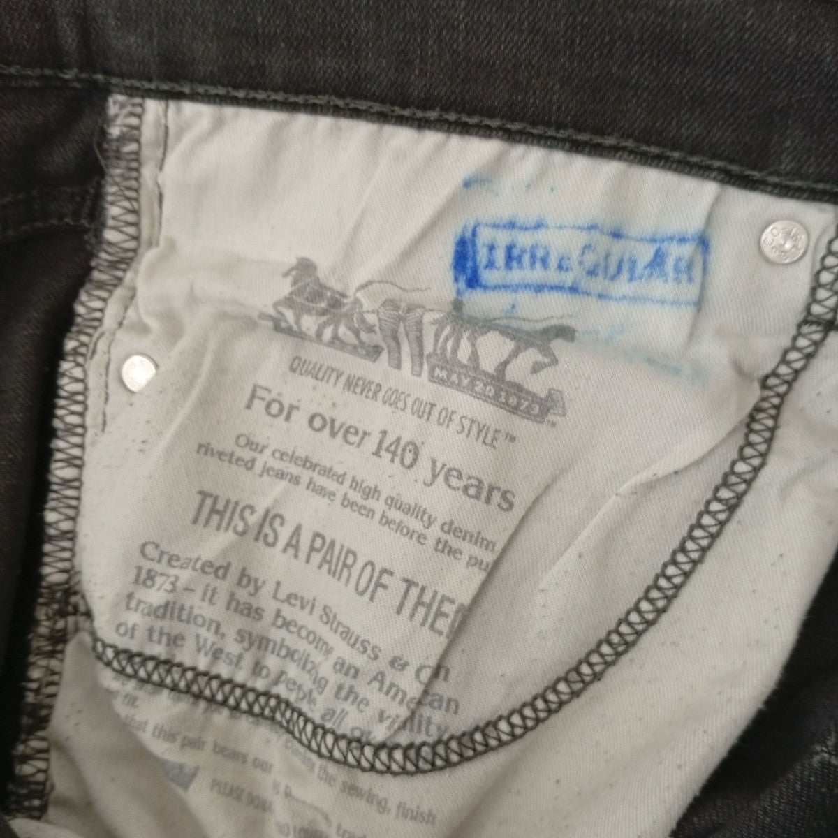 LEVI’S ブラックデニムパンツ 古着・中古-4枚目のアイテム画像