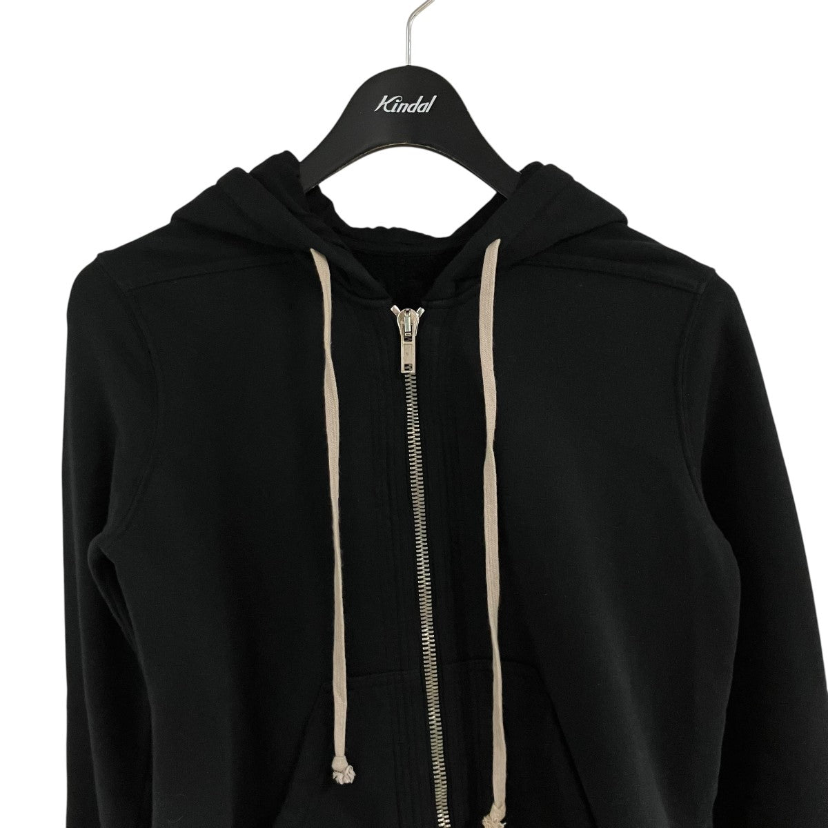 ジップアップパーカー