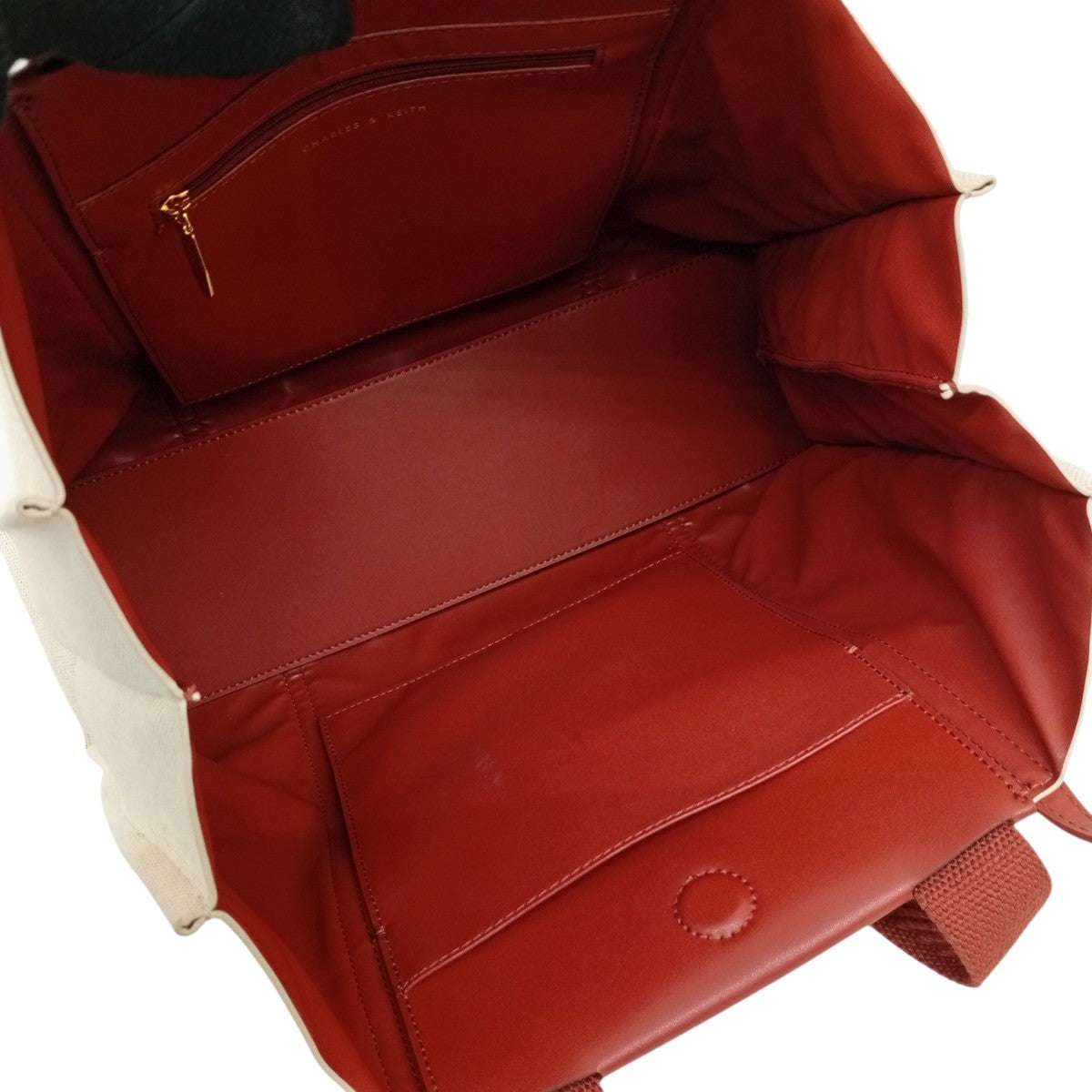 CHARLES ＆ KEITH ダブルハンドルショルダーバッグ 古着・中古-7枚目のアイテム画像