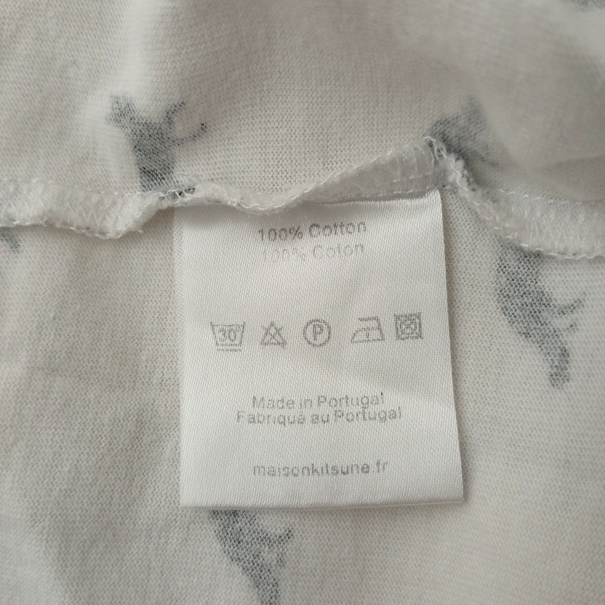 MAISON KITSUNE キツネシルエット総柄Tシャツ 古着・中古-6枚目のアイテム画像