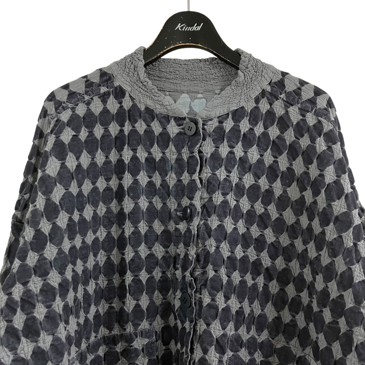 me ISSEY MIYAKE ダイヤモンドカリフラワーフロッキーボンバージャケット 古着・中古-2枚目のアイテム画像
