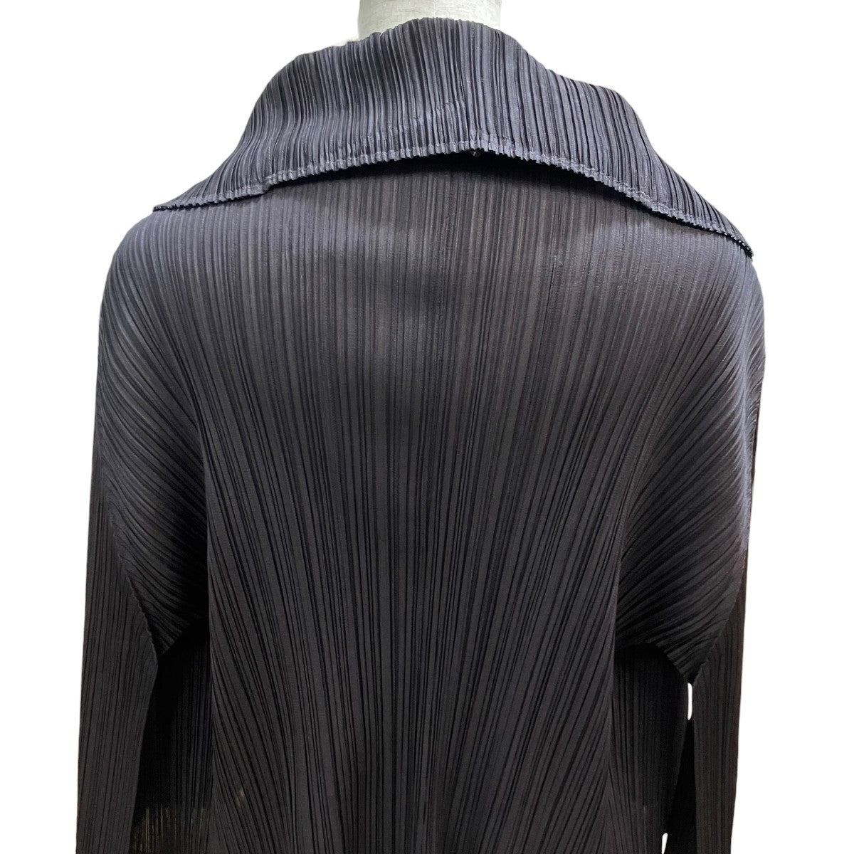 PLEATS PLEASE プリーツジャケット 古着・中古-4枚目のアイテム画像