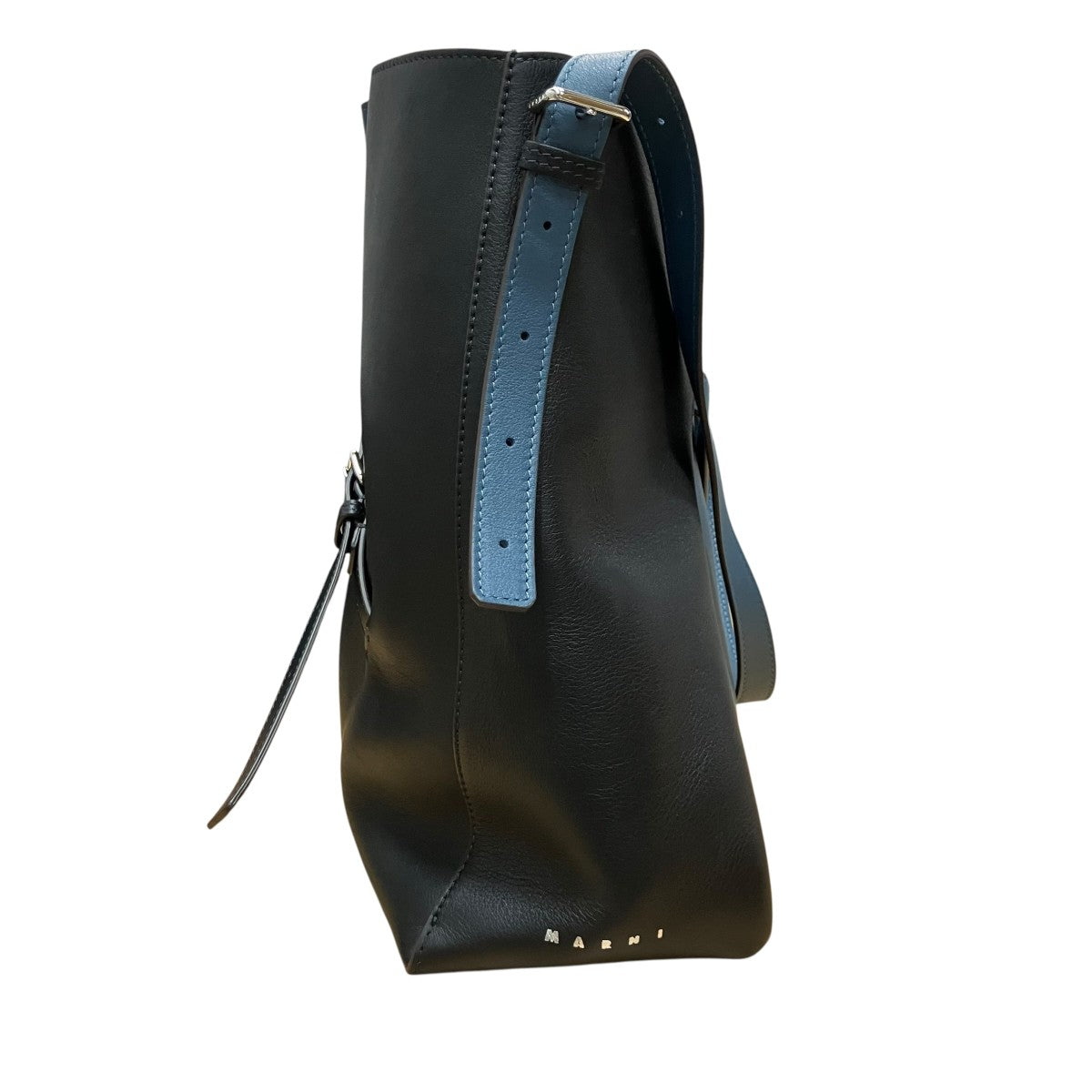 MARNI レザーショルダーバッグ 古着・中古-3枚目のアイテム画像