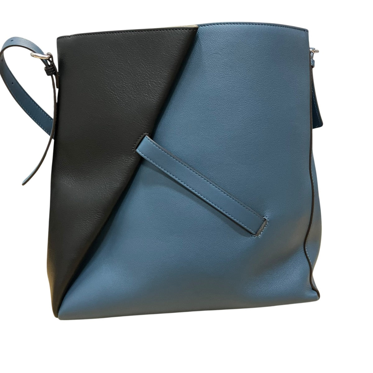 MARNI レザーショルダーバッグ 古着・中古-4枚目のアイテム画像