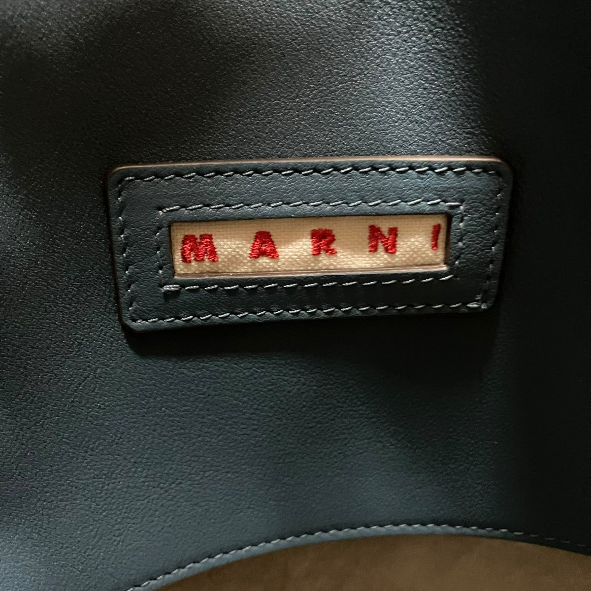 MARNI レザーショルダーバッグ 古着・中古-8枚目のアイテム画像