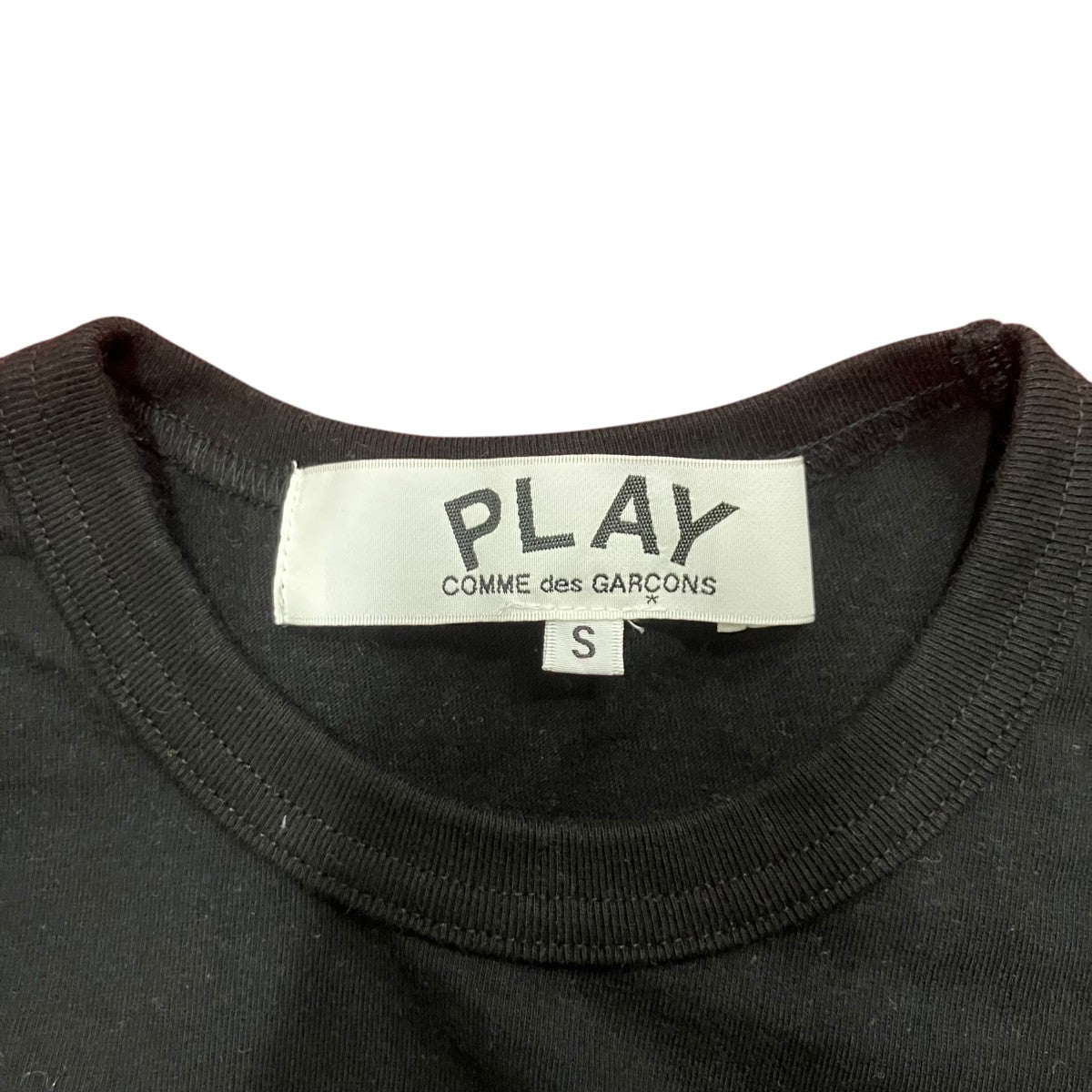 PLAY COMME des GARCONS(プレイコムデギャルソン) ハートロゴTシャツ