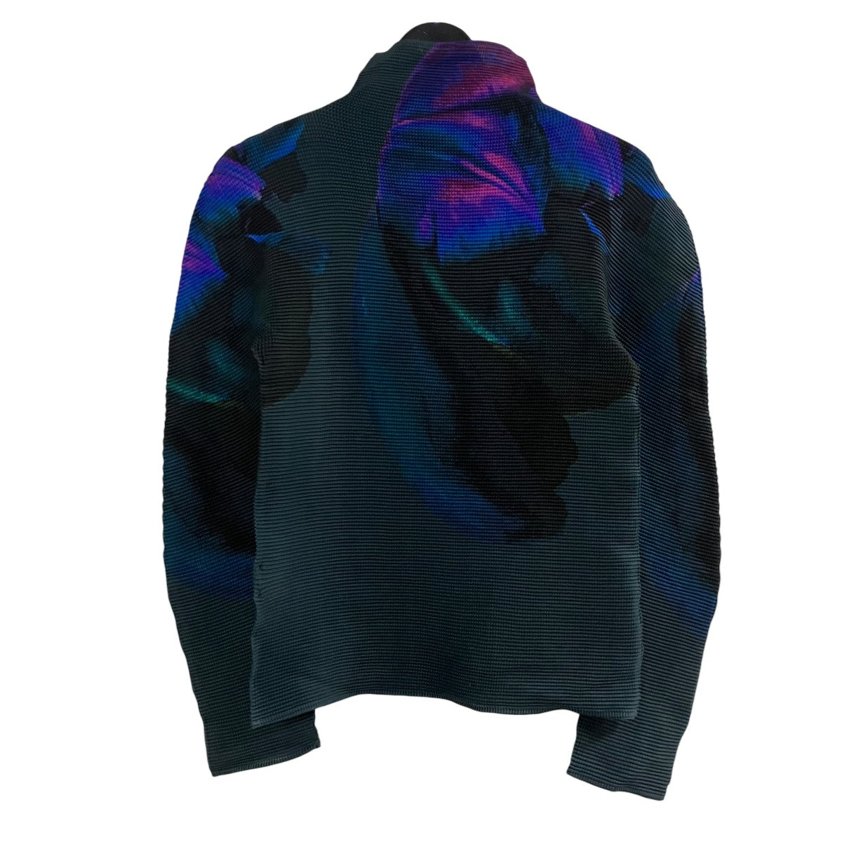 me ISSEY MIYAKE プリーツハイネックカットソー 古着・中古-1枚目のアイテム画像