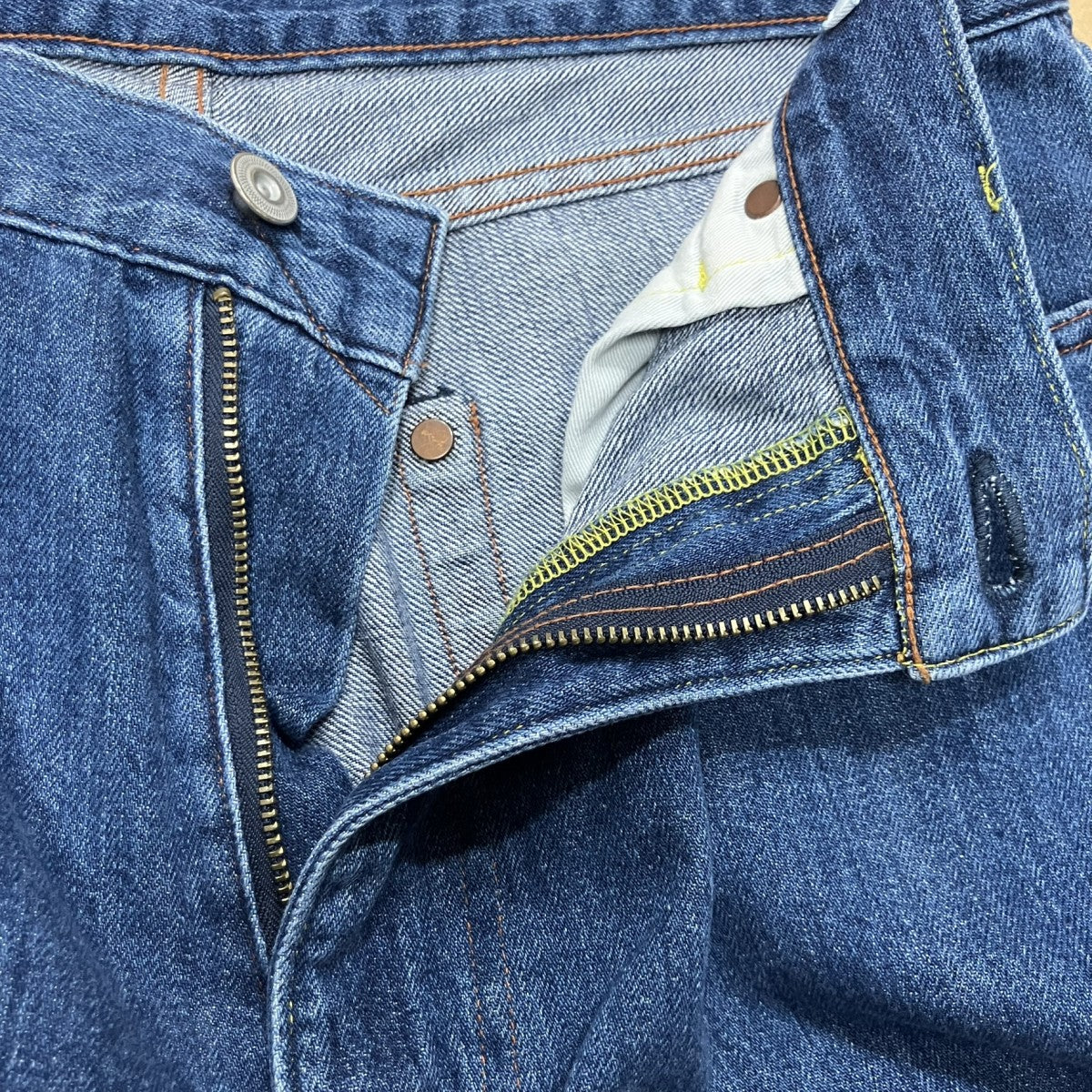 デニムパンツ