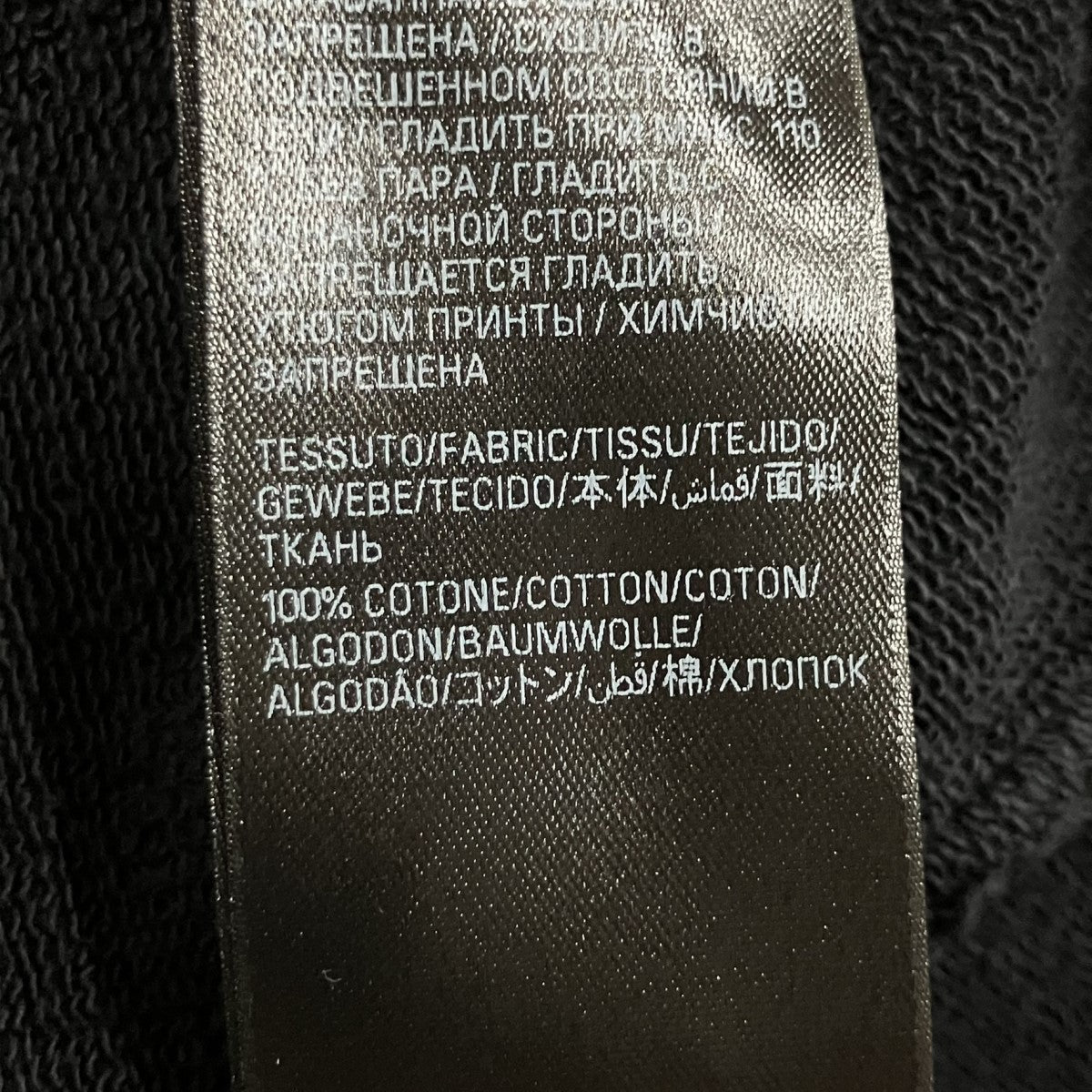 バックロゴプリントジップアップパーカー