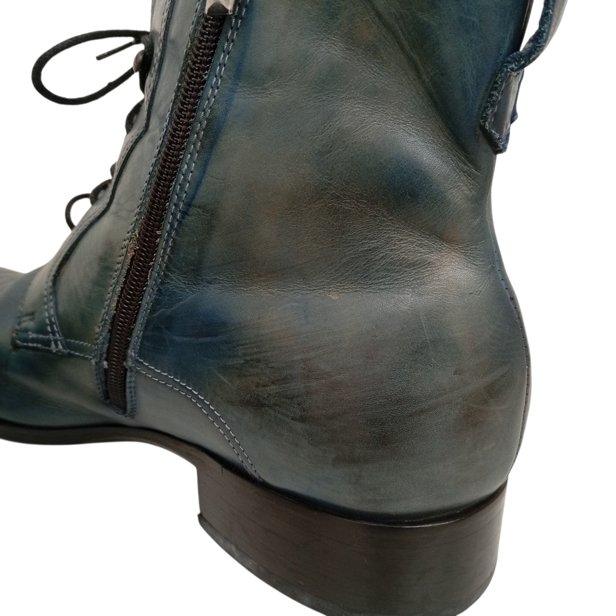レースアップブーツ