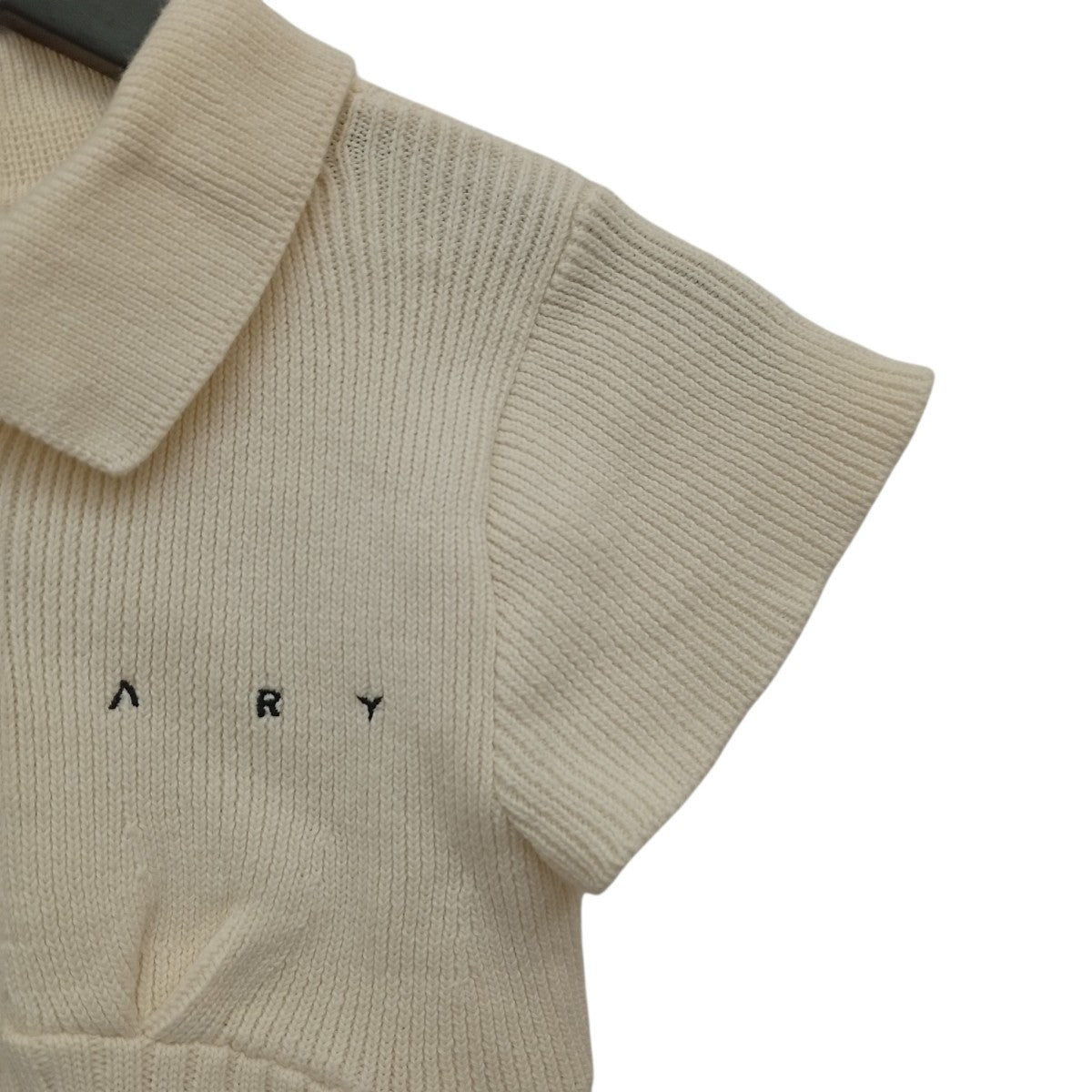 AND MARY(アンドマリー) Lindsay logo topsニットポロシャツAM1366