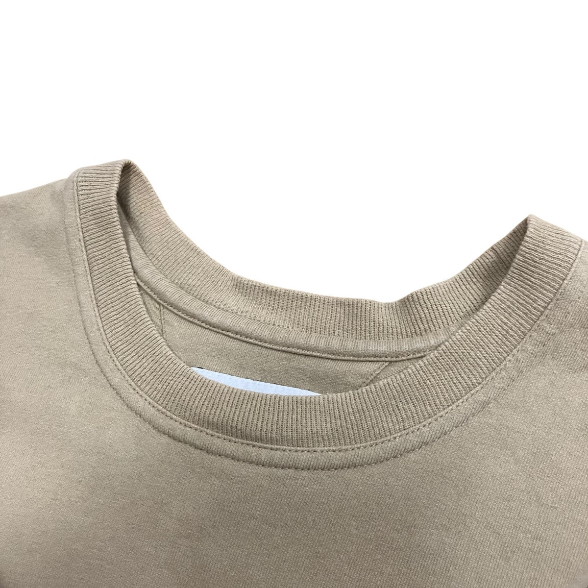 クルーネックTシャツ