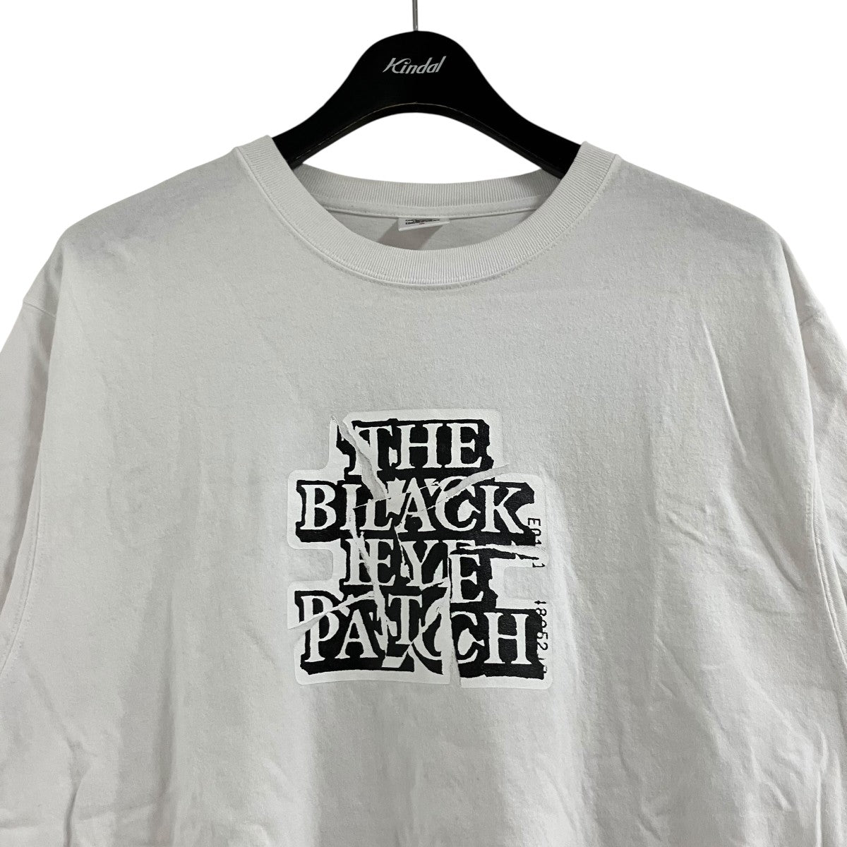 THE BLACK EYE PATCH(ブラックアイパッチ) ロゴプリントTシャツ