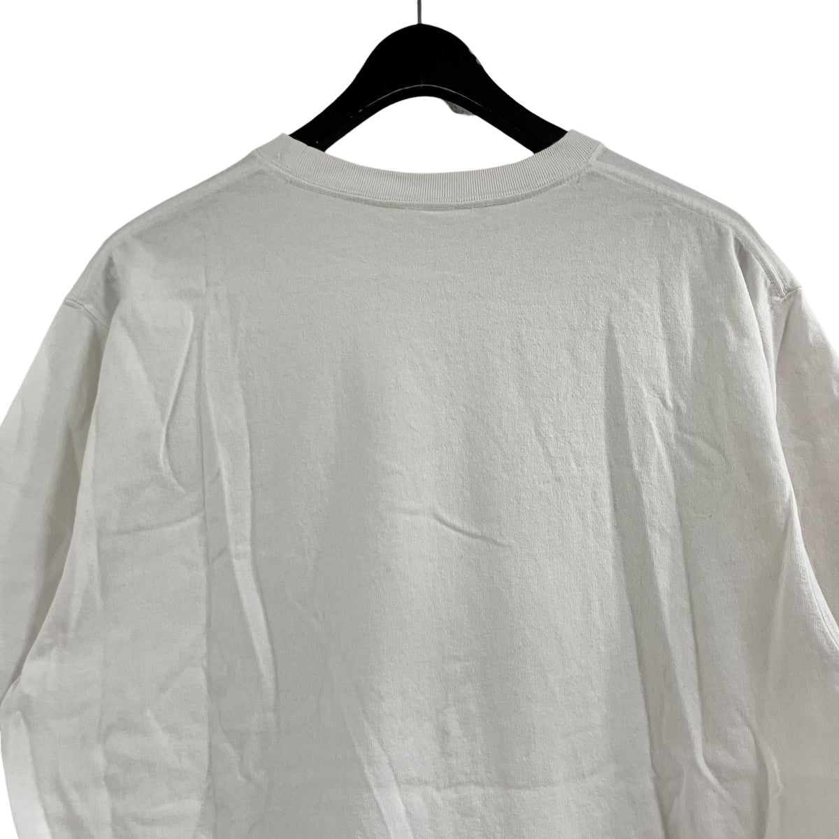 ロゴプリントTシャツ