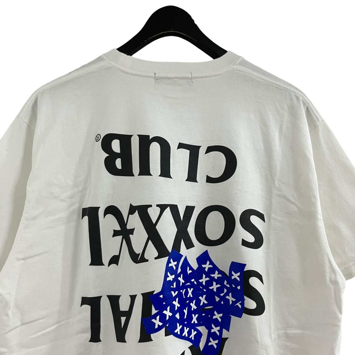 バックプリントTシャツ