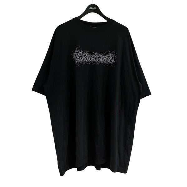 VETEMENTS(ヴェトモン) スタッズロゴTシャツ SS20TR420 ブラック