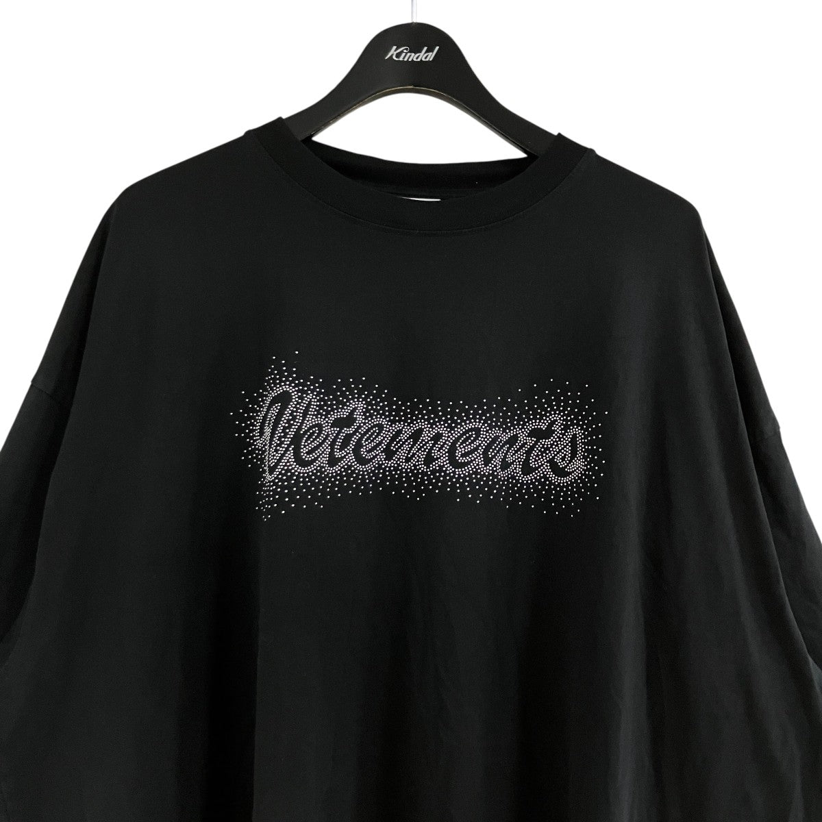 スタッズロゴTシャツ