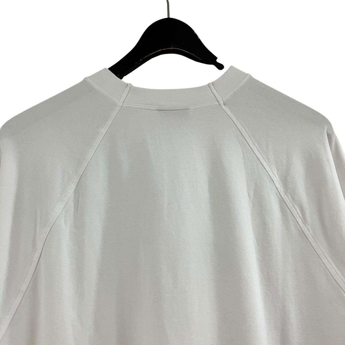 ロゴプリントTシャツ