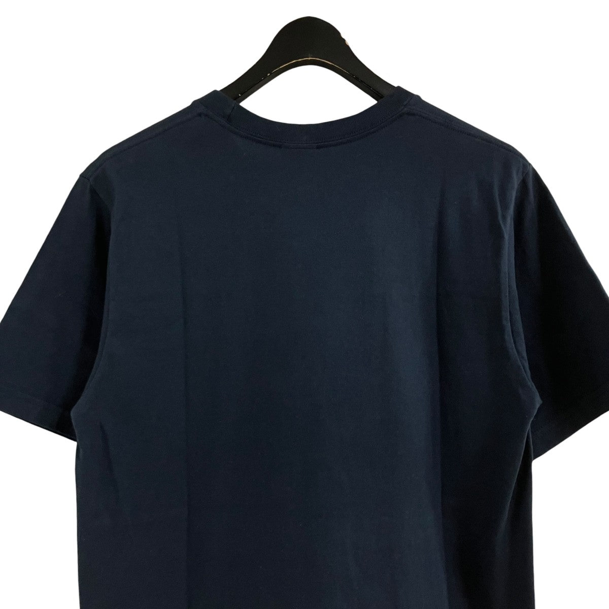アラビア文字ボックスロゴプリントTシャツ