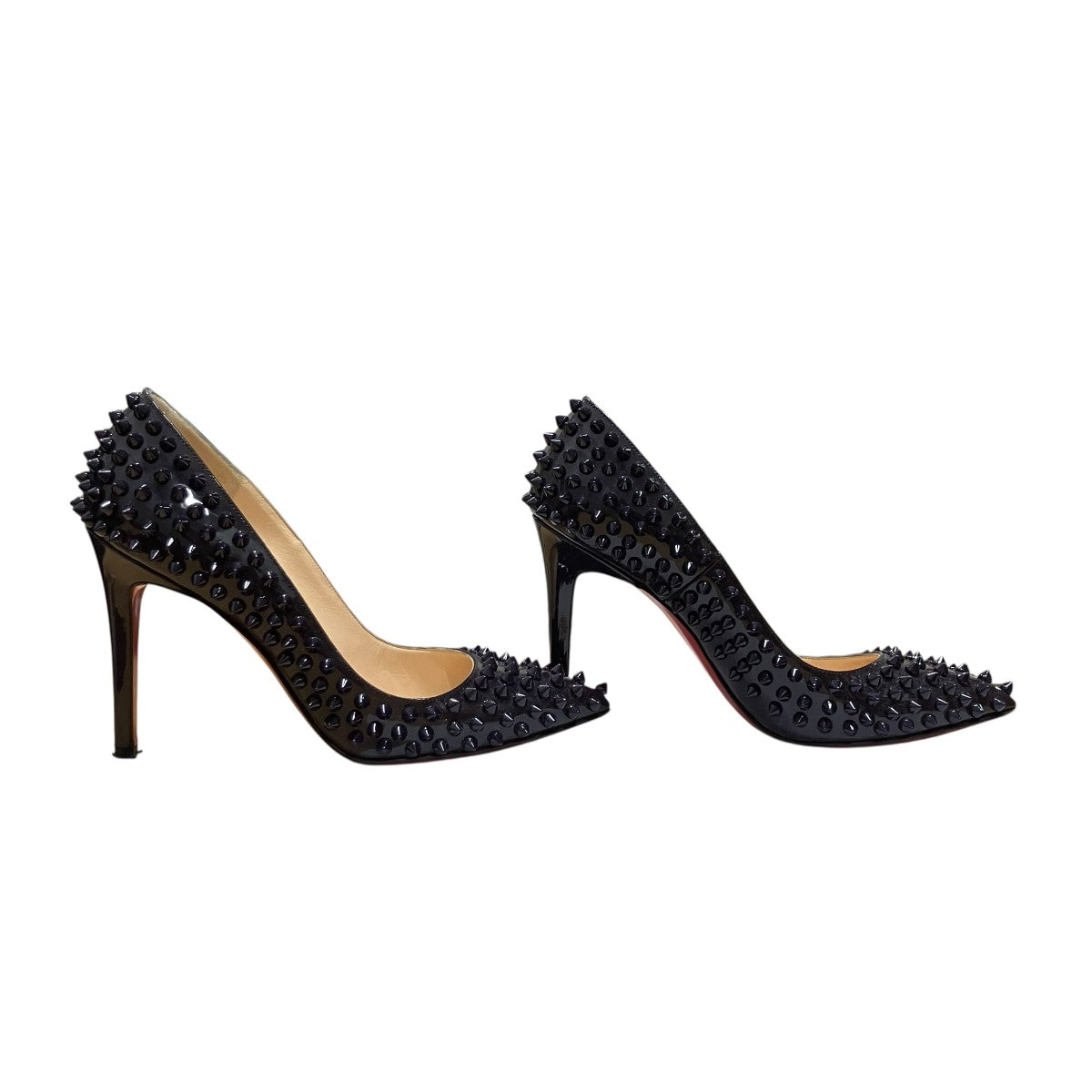 Christian Louboutin(クリスチャンルブタン) エナメルスタッズパンプス