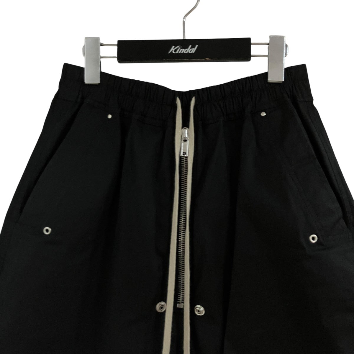 ドローストリングショートパンツ
