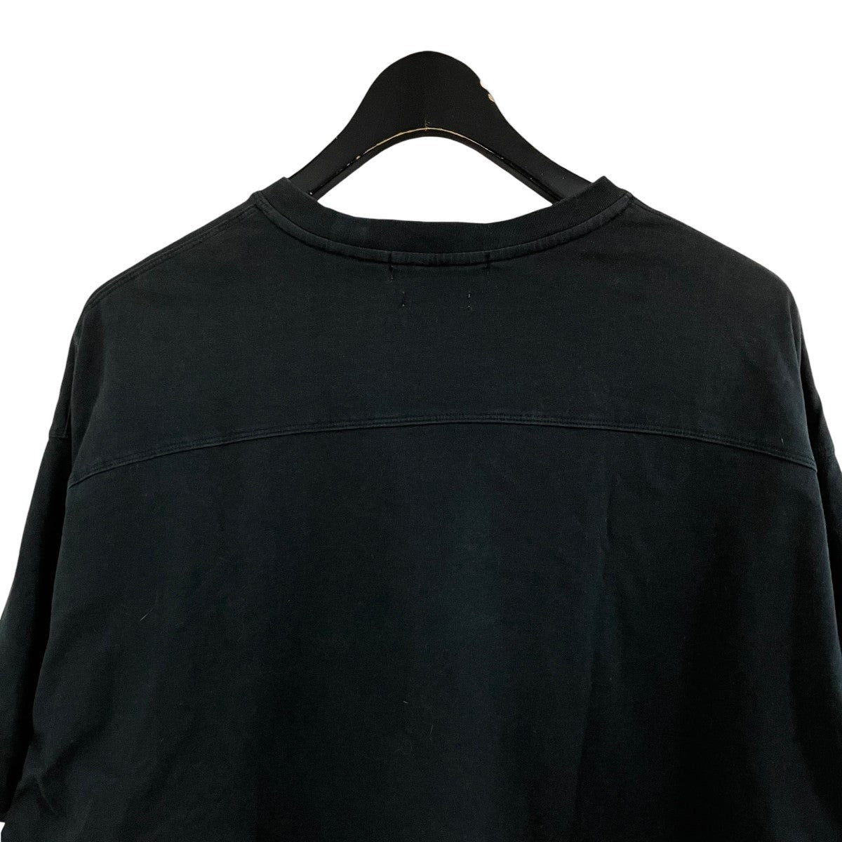 クルーネックTシャツ
