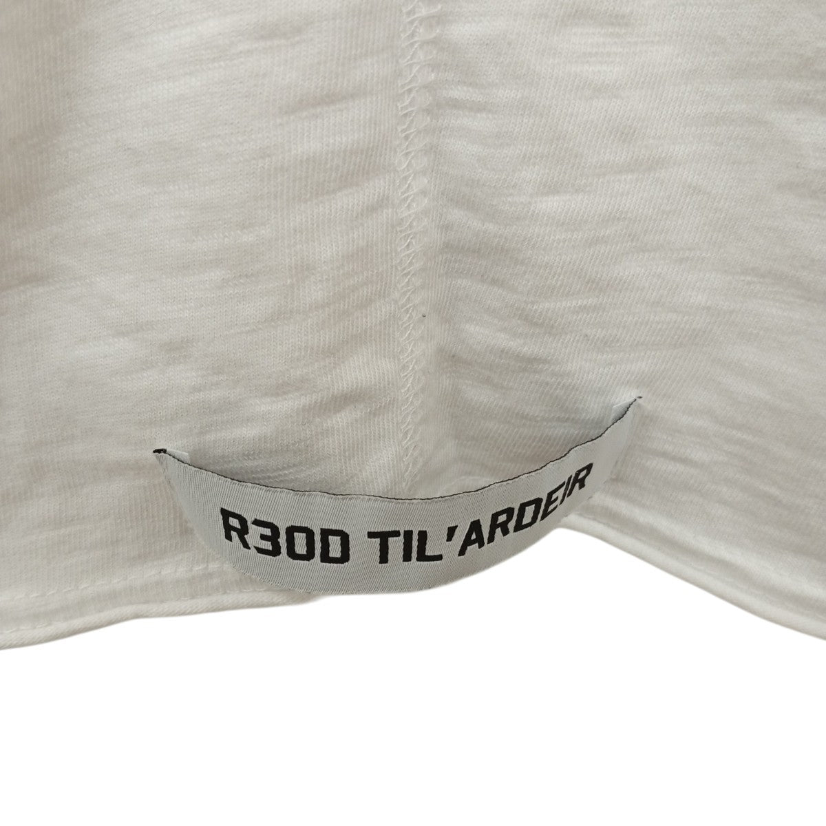 デストロイ加工ロングスリーブTシャツ