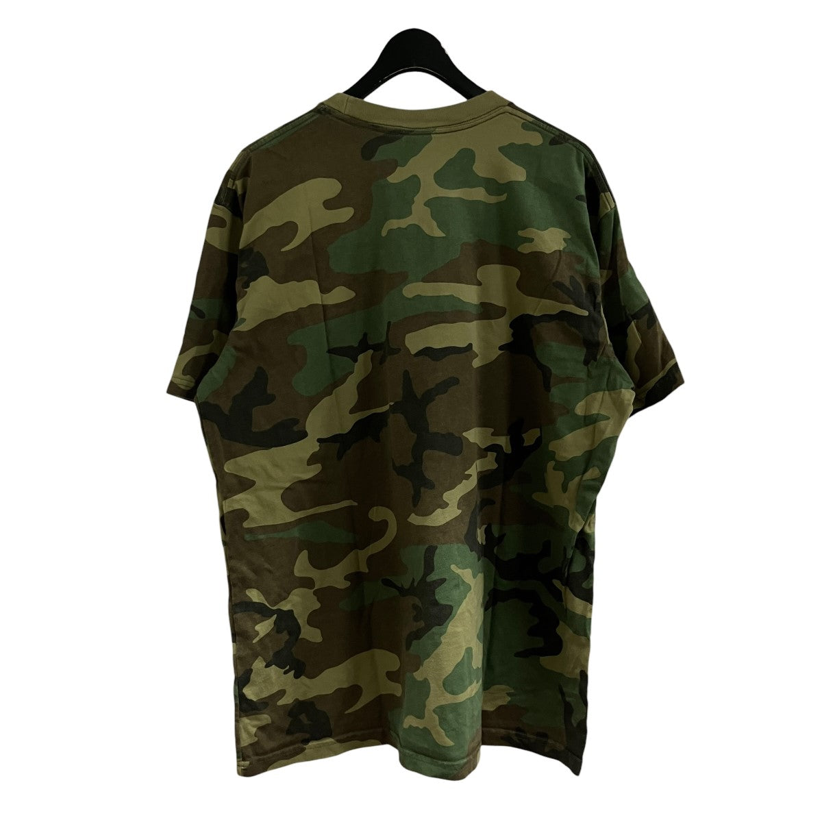 カモ柄プリントTシャツ