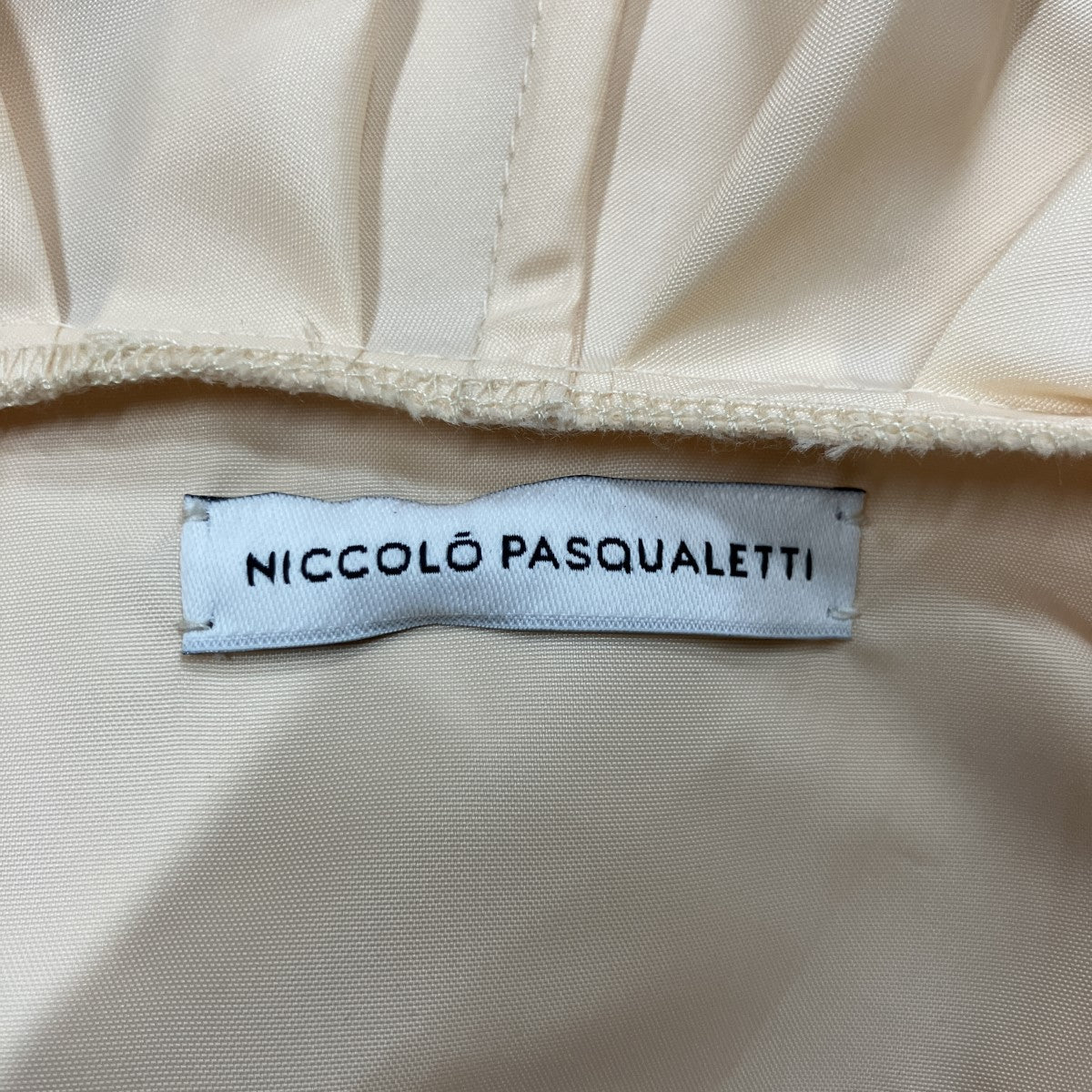 ナイロンポンチョ