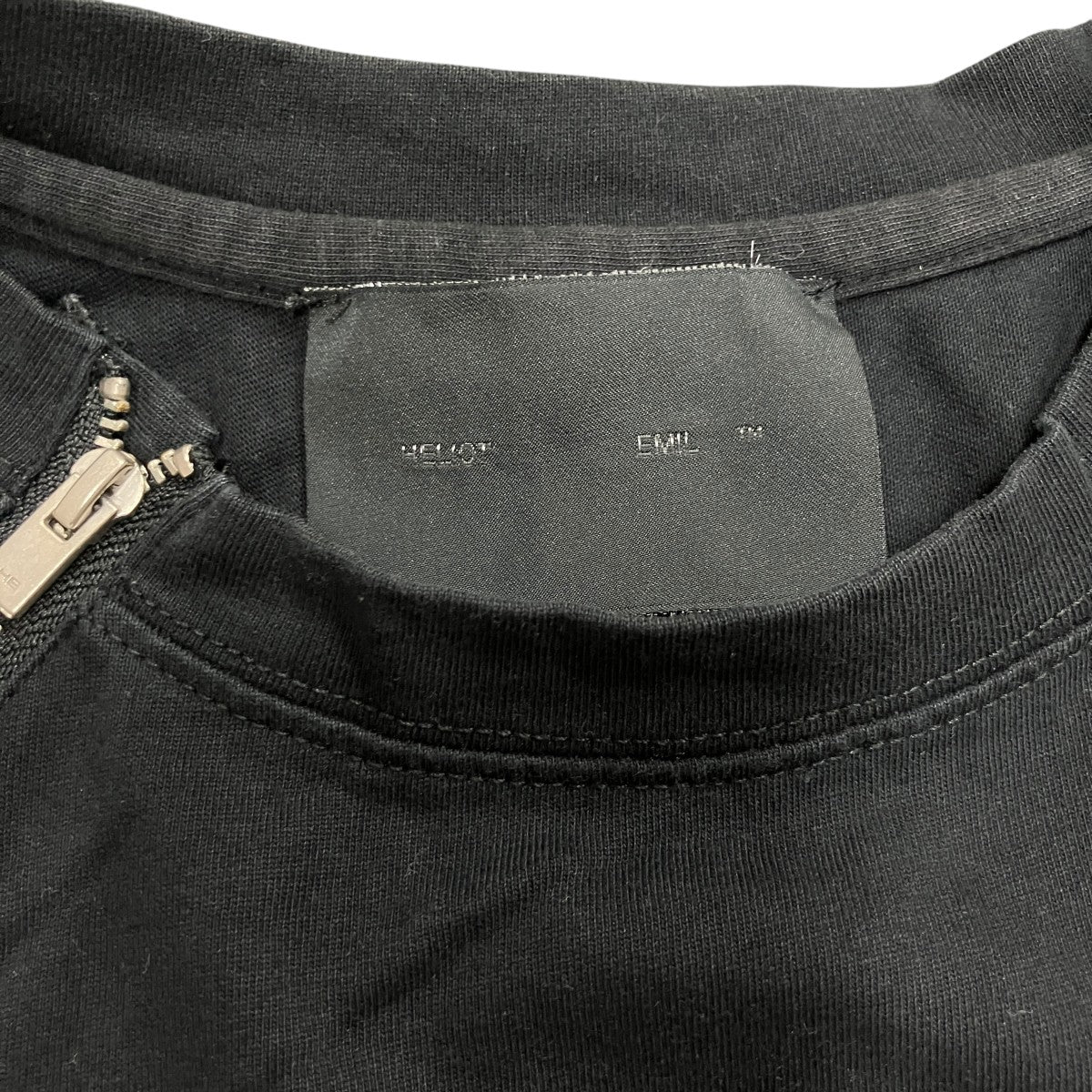 ジップTシャツ