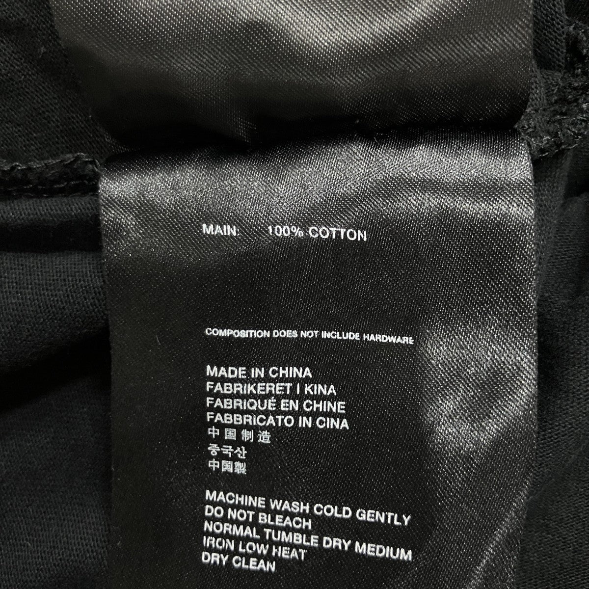 ジップTシャツ