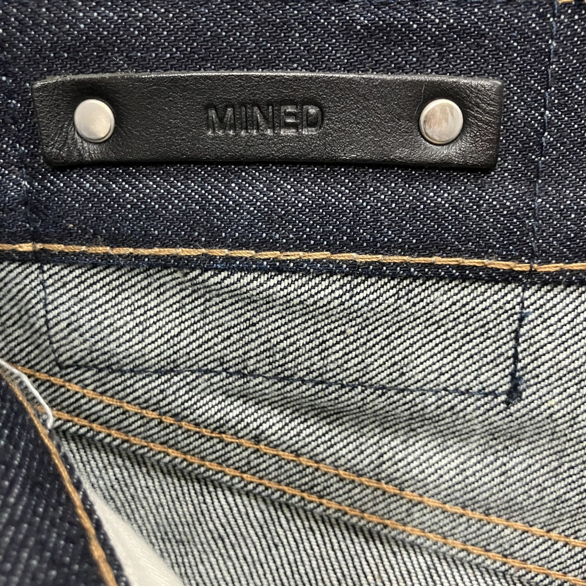 デニムパンツ
