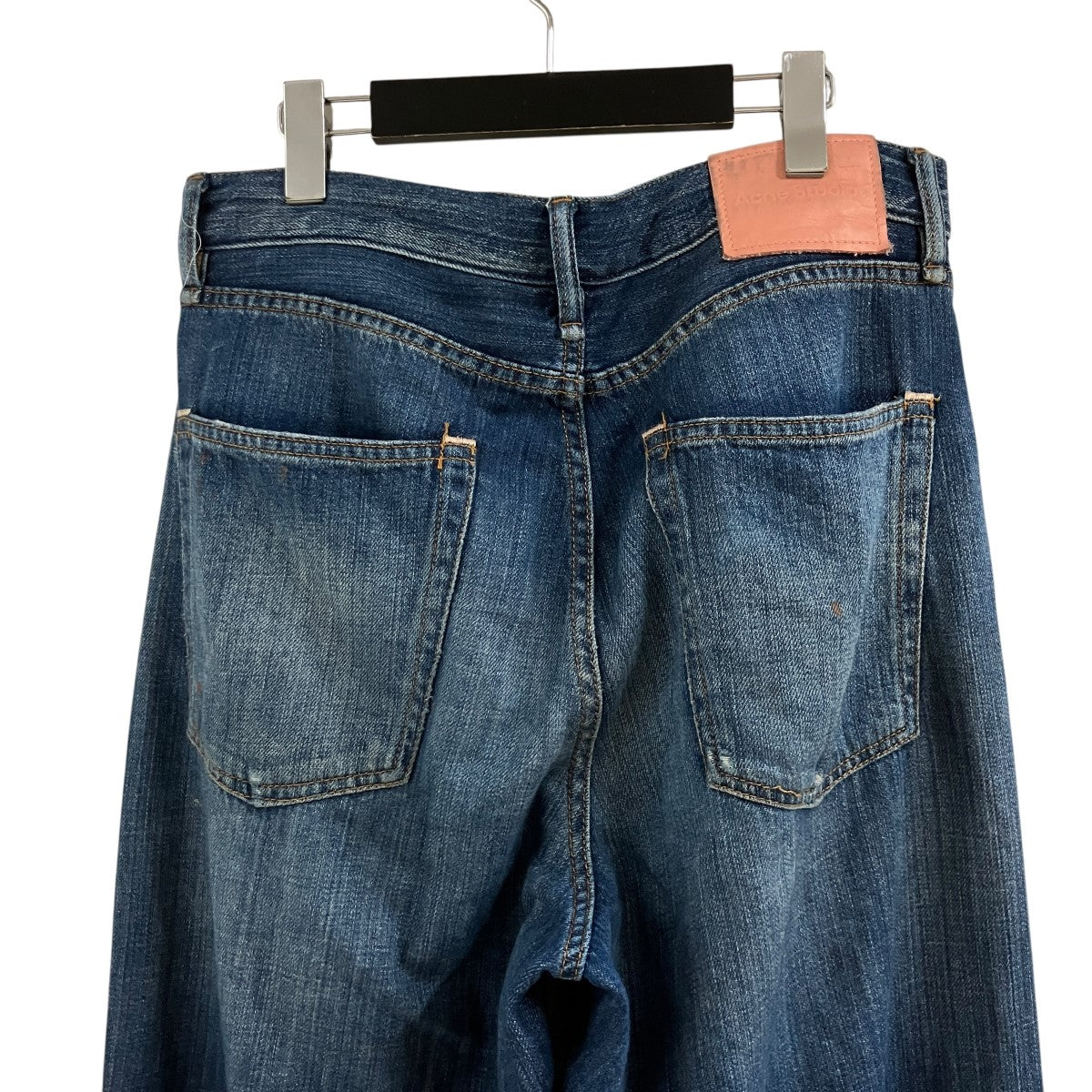ダメージ加工デニムパンツ