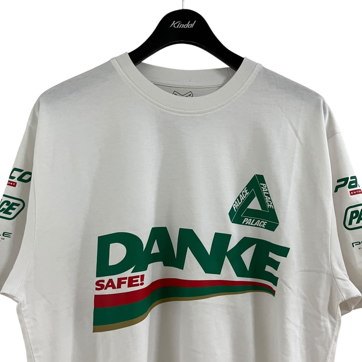 ロゴプリントTシャツ