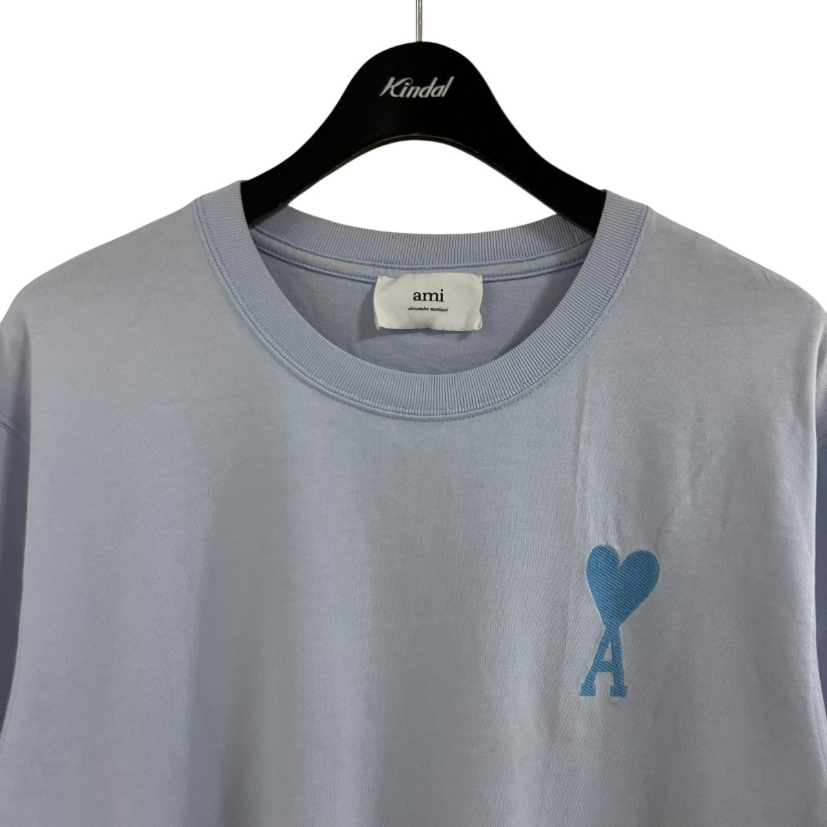 ロゴエンブロイダリーTシャツ
