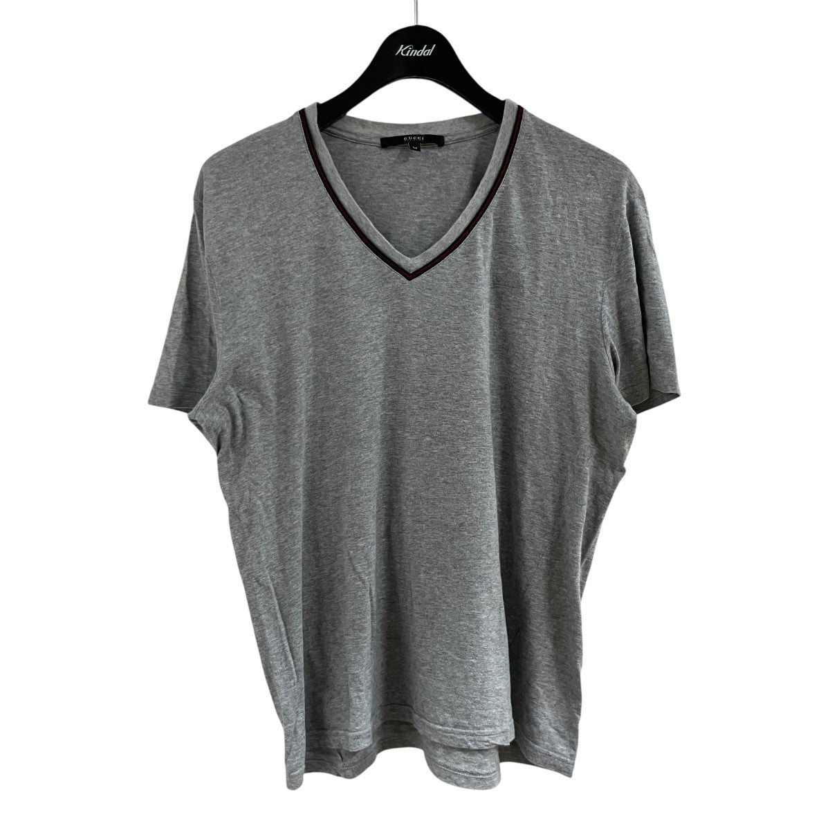VネックTシャツ