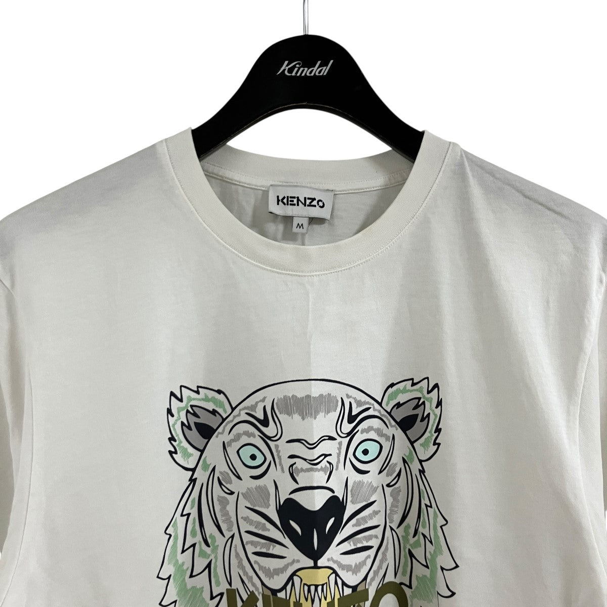 虎プリントTシャツ