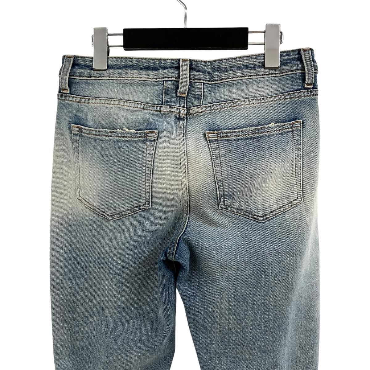 ダメージ加工デニムパンツ