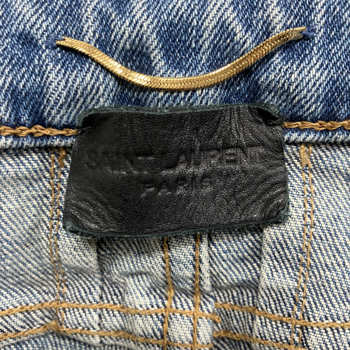 ダメージ加工デニムパンツ