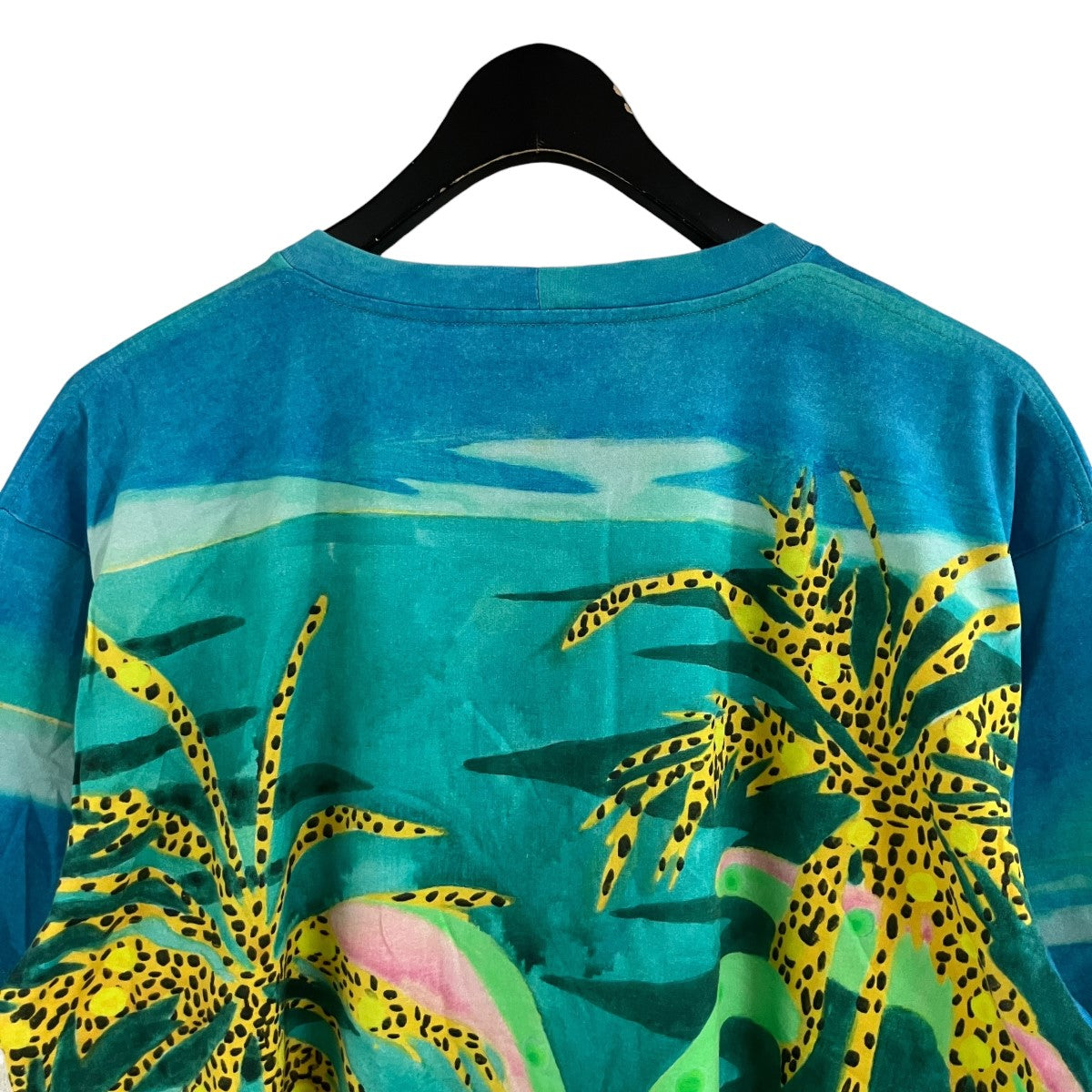 グラフィックTシャツ