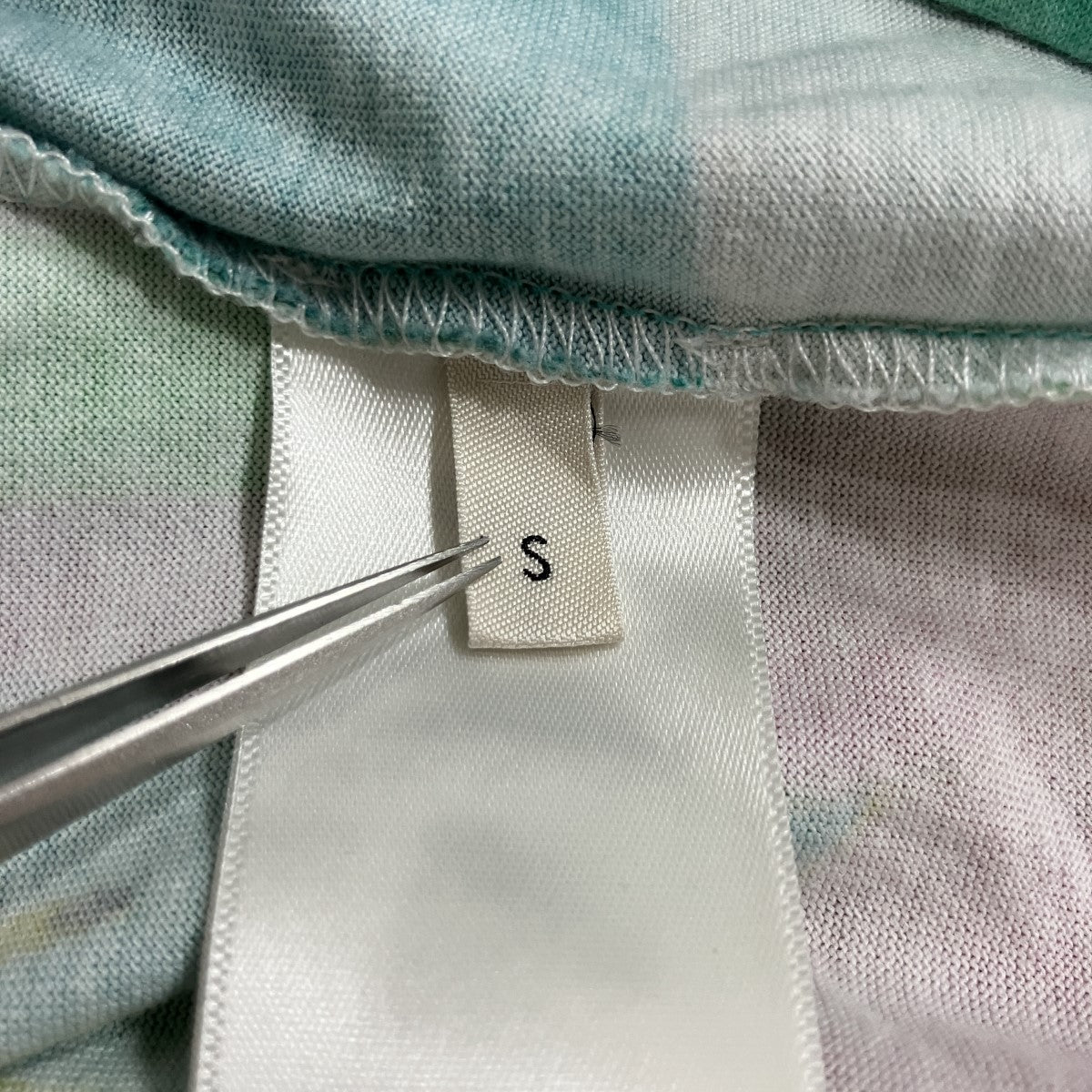 グラフィックTシャツ