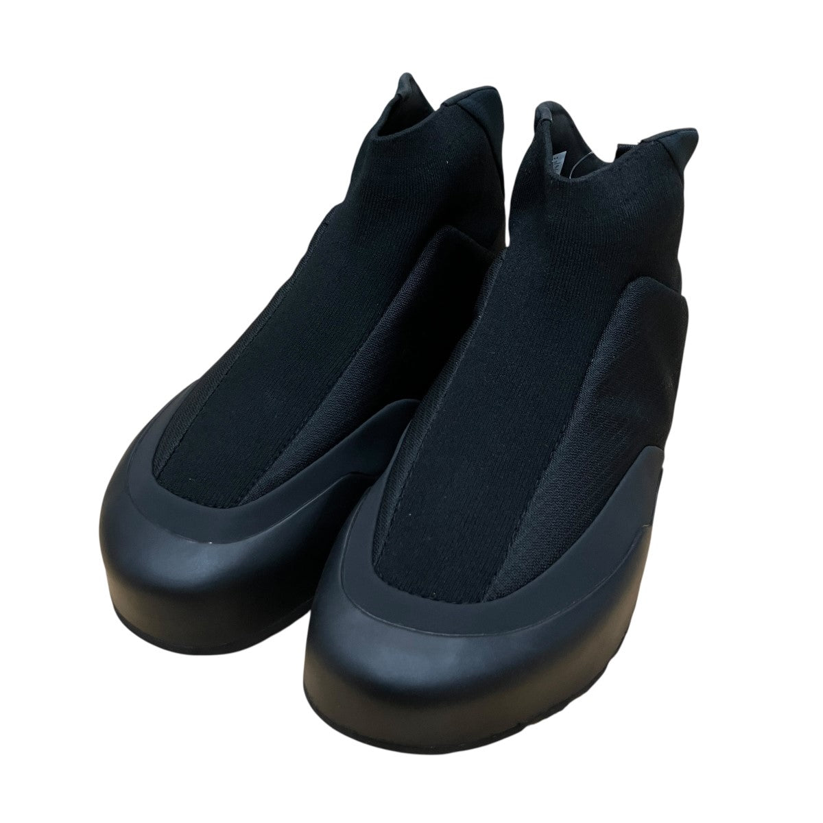 ARC’TERYX ハイカットソックススニーカー