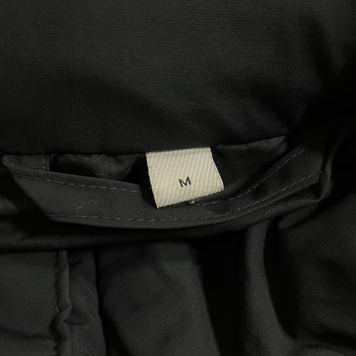 BURBERRY ロゴ刺繍パデッドジャケット 古着・中古-5枚目のアイテム画像